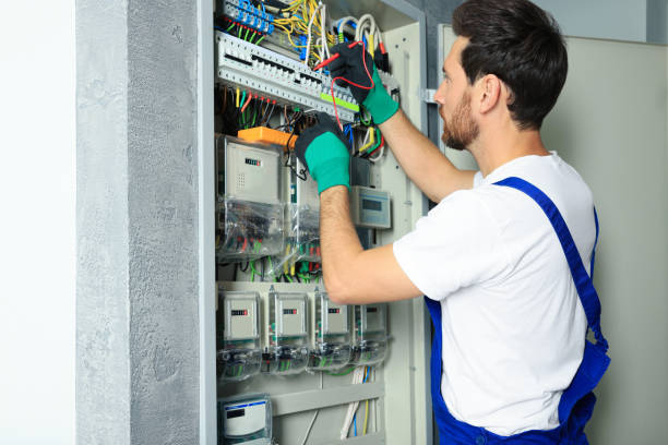 Best Licensed Electrician  in Othello, WA